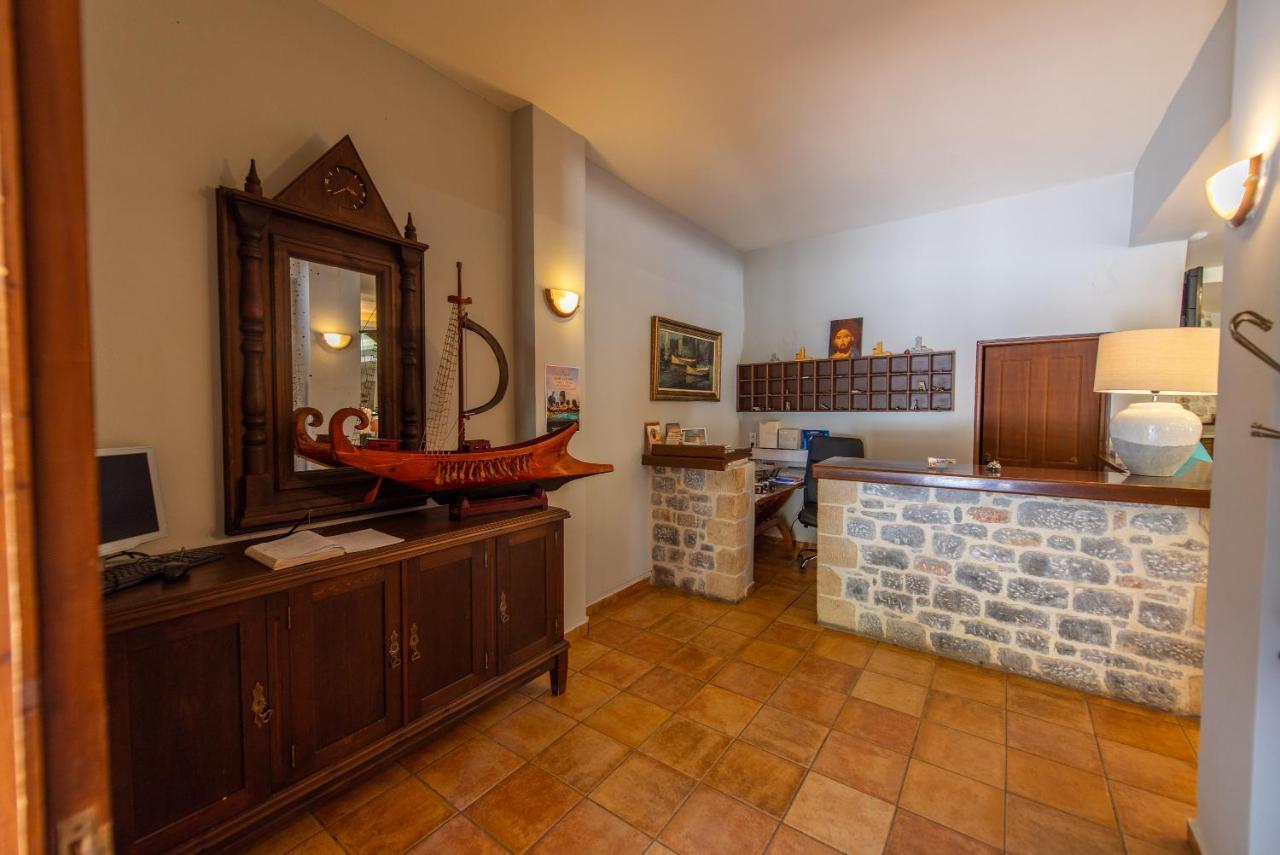 Kastro Maini Otel Areopoli Dış mekan fotoğraf